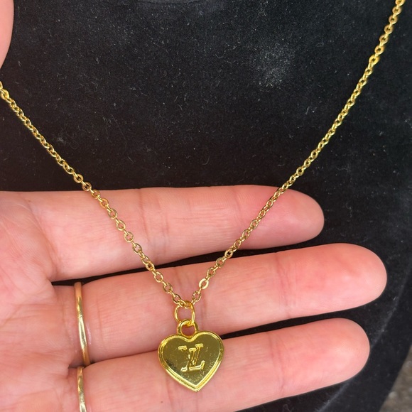 Louis vuttion Gold Heart Pendant Necklace - Picture 2 of 5
